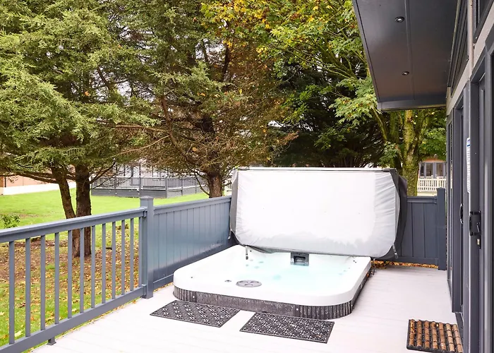 Host & Stay - Sunbird Lodge York